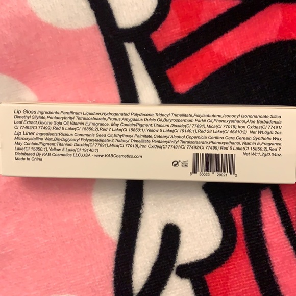 KAB lip liner + lip gloss - Picture 2 of 4